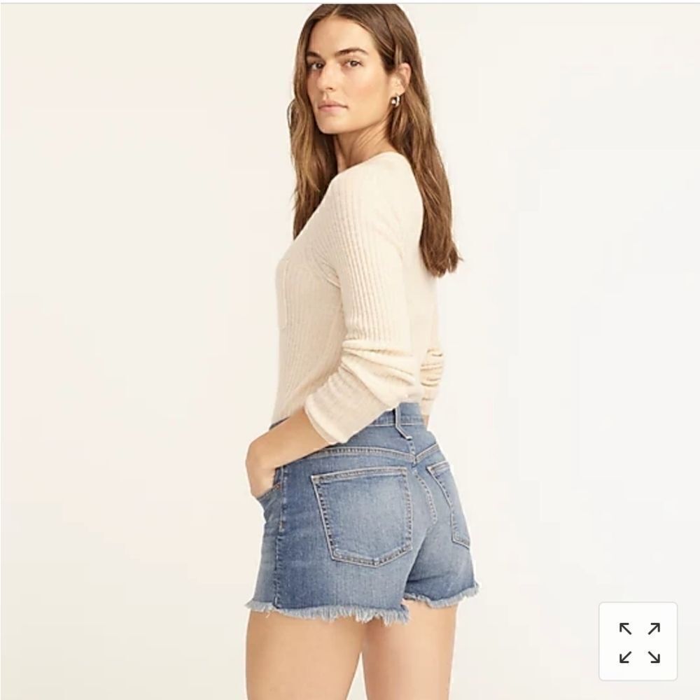 J. Crew Mid-Rise Denim Short in Squash Wash Size 4 - Picture 4 of 8